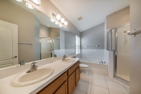 Villa ou maison à louer à Ruskin, Floride: 4 chambres, 167.97 m2 № 2100580 - photo 10