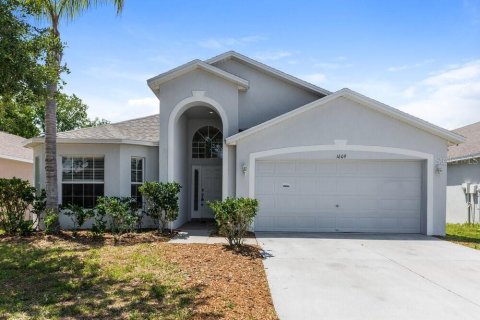 Villa ou maison à Ruskin, Floride 4 chambres, 167.97 m2 № 2100580
