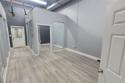 Immobilier commercial à louer à Winter Springs, Floride: 158.86 m2 № 2225350 - photo 6