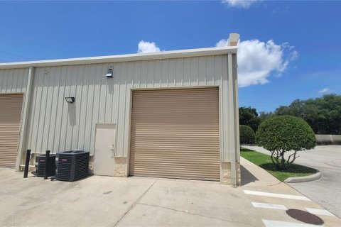 Immobilier commercial à louer à Winter Springs, Floride: 158.86 m2 № 2225350 - photo 13