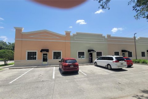 Commercial property in Winter Springs, Florida 158.86 sq.m. № 2225350