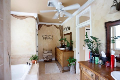 House in Brooksville, Florida 3 bedrooms, 295.99 sq.m. № 1356378 - photo 26