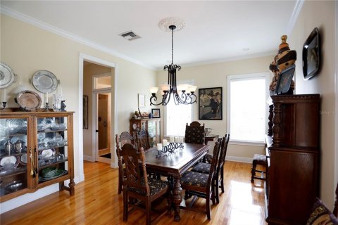 House in Brooksville, Florida 3 bedrooms, 295.99 sq.m. № 1356378 - photo 10
