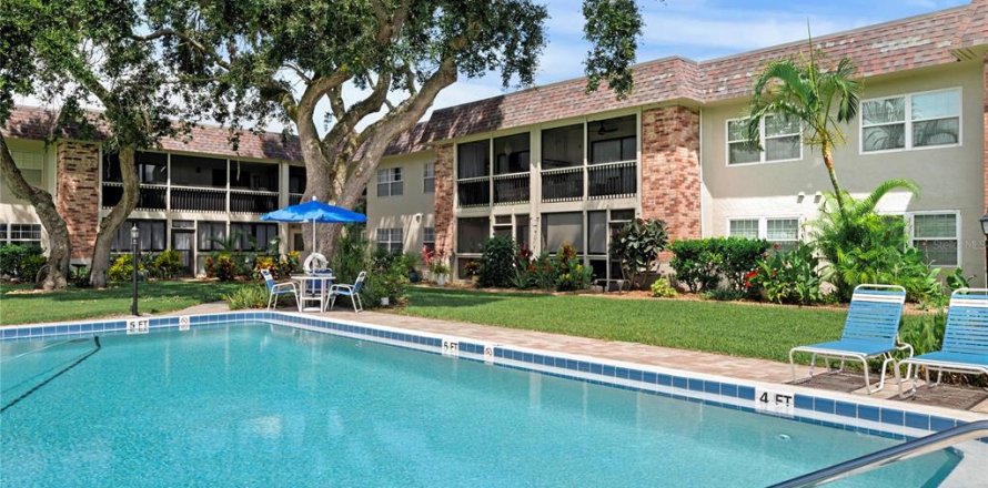 Condominio en New Smyrna Beach, Florida, 2 dormitorios № 1901418