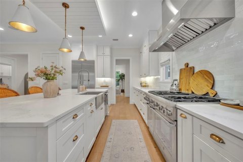 Casa en venta en Winter Park, Florida, 4 dormitorios, 307.88 m2 № 1853453 - foto 19