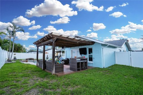 House in Bradenton, Florida 2 bedrooms, 143.44 sq.m. № 1591792 - photo 26