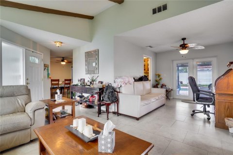 House in Bradenton, Florida 2 bedrooms, 143.44 sq.m. № 1591792 - photo 12