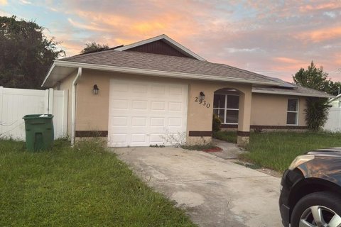 Villa ou maison à Deltona, Floride 3 chambres, 113.71 m2 № 2206129