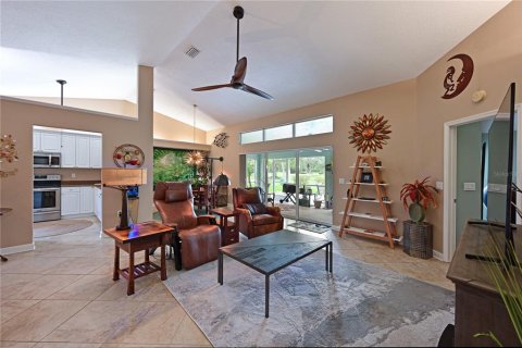 House in Bradenton, Florida 2 bedrooms, 151.24 sq.m. № 1847179 - photo 11