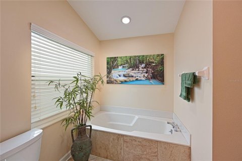 House in Bradenton, Florida 2 bedrooms, 151.24 sq.m. № 1847179 - photo 27