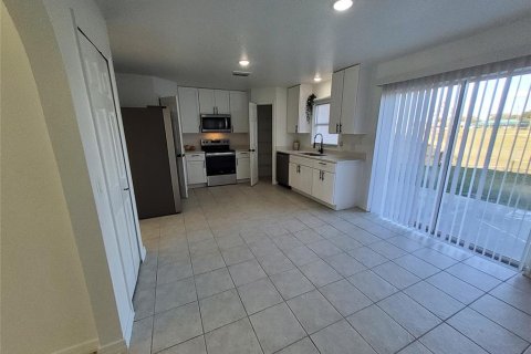 Casa en venta en Dundee, Florida, 4 dormitorios, 208.29 m2 № 2199439 - foto 6