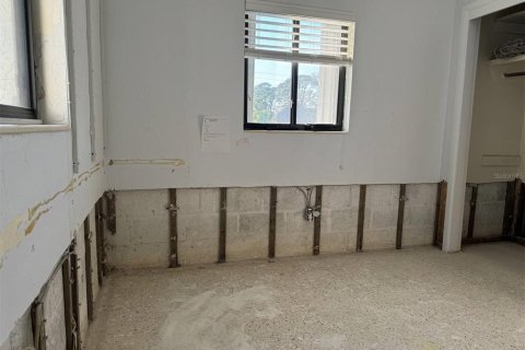 House in Saint Petersburg, Florida 3 bedrooms, 124.3 sq.m. № 1519848 - photo 17