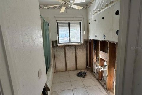 House in Saint Petersburg, Florida 3 bedrooms, 124.3 sq.m. № 1519848 - photo 23