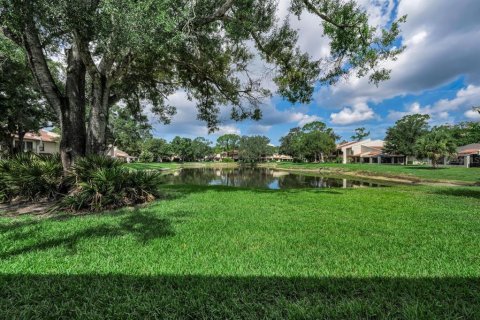Condo in Palm Harbor, Florida, 2 bedrooms № 2151889 - photo 24