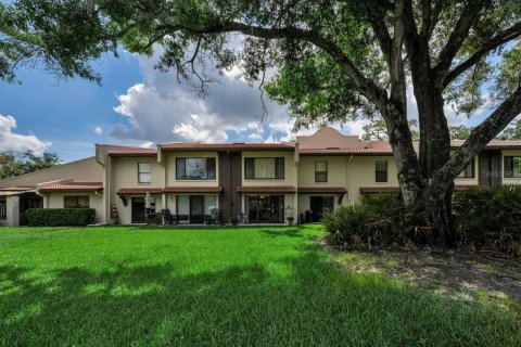 Condo in Palm Harbor, Florida, 2 bedrooms № 2151889 - photo 25