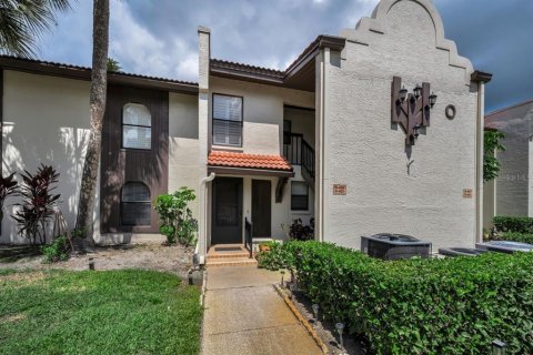 Condo in Palm Harbor, Florida, 2 bedrooms № 2151889