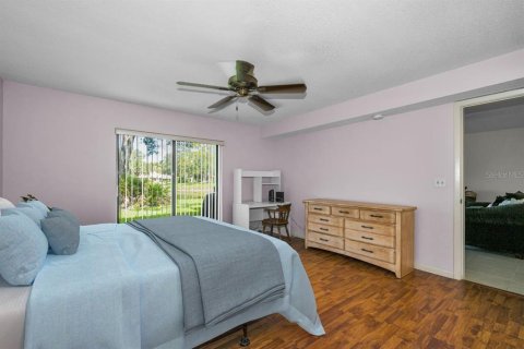 Condo in Palm Harbor, Florida, 2 bedrooms № 2151889 - photo 14