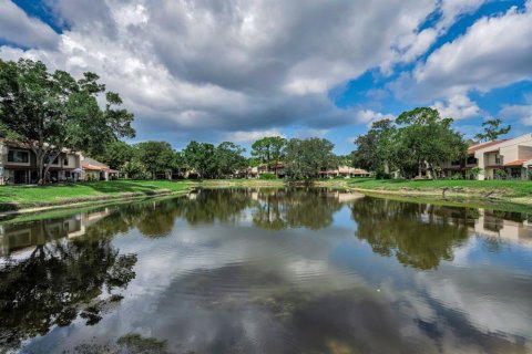 Condo in Palm Harbor, Florida, 2 bedrooms № 2151889 - photo 8