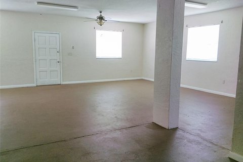 Villa ou maison à louer à DeLand, Floride: 2 chambres, 204.94 m2 № 1853166 - photo 18