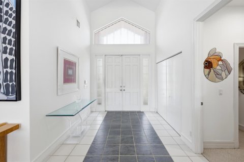 House in Jupiter, Florida 3 bedrooms, 273.88 sq.m. № 2192893 - photo 8