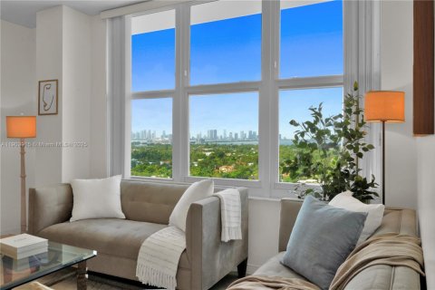 Снять в аренду кондоминиум в Майами-Бич, Флорида 1 спальня, 86.12м2, № 1956338 - фото 7