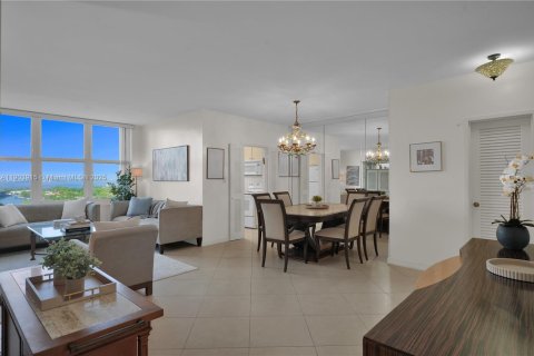 Снять в аренду кондоминиум в Майами-Бич, Флорида 1 спальня, 86.12м2, № 1956338 - фото 5