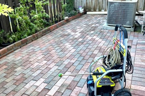 Снять в аренду виллу или дом в Дорал, Флорида 3 спальни, 195.47м2, № 2045522 - фото 10