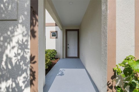Villa ou maison à vendre à Apollo Beach, Floride: 3 chambres, 199.46 m2 № 1907447 - photo 4