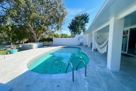 Villa ou maison à louer à Miami, Floride: 3 chambres, 162.21 m2 № 1997216 - photo 20