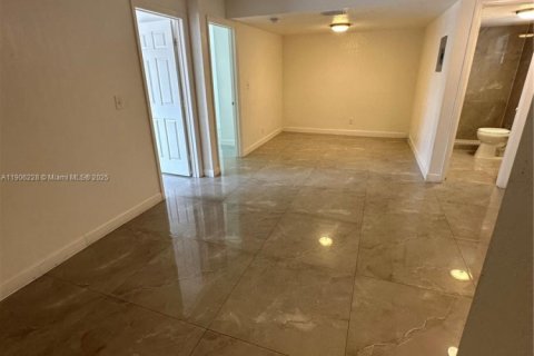 Apartment in Deerfield Beach, Florida 1 bedroom, 66.89 sq.m. № 1956885 - photo 2