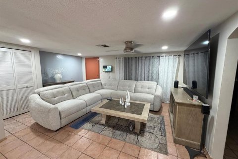 Купить виллу или дом в Порт-Ричи, Флорида 7 комнат, 133.97м2, № 2290698 - фото 3
