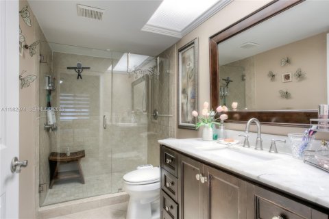 Copropriété à vendre à Pembroke Pines, Floride: 1 chambre, 98.1 m2 № 2049287 - photo 14