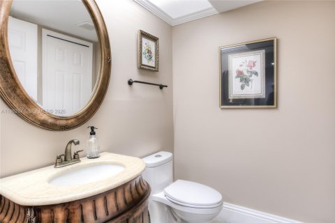 Copropriété à vendre à Pembroke Pines, Floride: 1 chambre, 98.1 m2 № 2049287 - photo 11