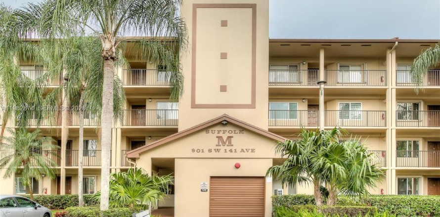 Condo à Pembroke Pines, Floride, 1 chambre  № 2049287