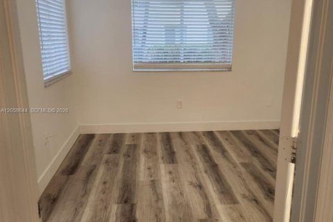 Copropriété à louer à Davie, Floride: 3 chambres, 115.85 m2 № 2168186 - photo 10