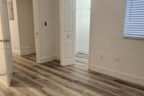 Copropriété à louer à Davie, Floride: 3 chambres, 115.85 m2 № 2168186 - photo 9