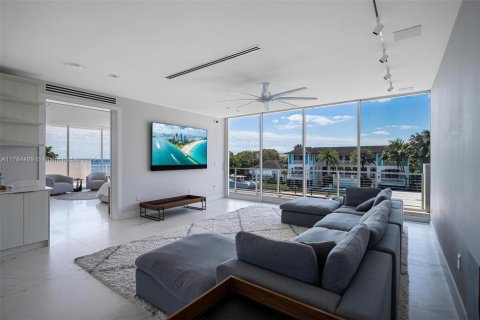 Villa ou maison à vendre à Coral Gables, Floride: 6 chambres, 632.66 m2 № 2193865 - photo 27