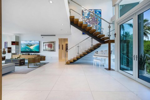 Villa ou maison à vendre à Coral Gables, Floride: 6 chambres, 632.66 m2 № 2193865 - photo 5