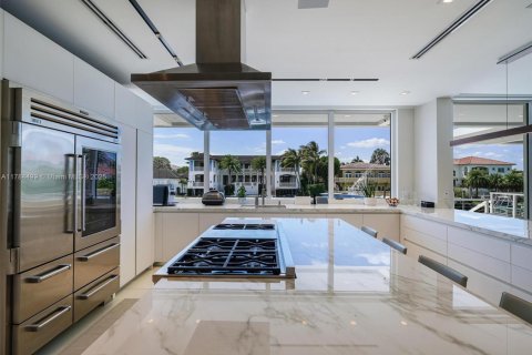 Villa ou maison à vendre à Coral Gables, Floride: 6 chambres, 632.66 m2 № 2193865 - photo 17