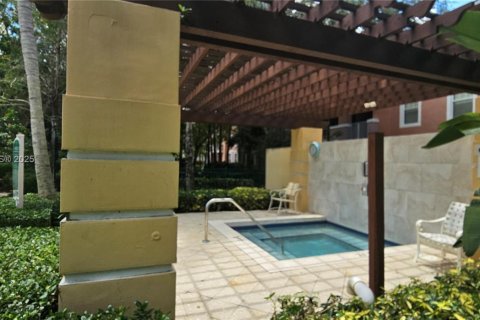 Снять в аренду кондоминиум в Корал-Спрингс, Флорида 1 спальня, 66.52м2, № 1924694 - фото 21