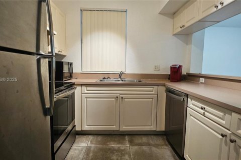 Снять в аренду кондоминиум в Корал-Спрингс, Флорида 1 спальня, 66.52м2, № 1924694 - фото 11