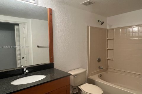 Снять в аренду кондоминиум в Корал-Спрингс, Флорида 1 спальня, 66.52м2, № 1924694 - фото 4