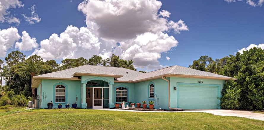 Villa ou maison à North Port, Floride 3 chambres, 162.58 m2 № 1808875