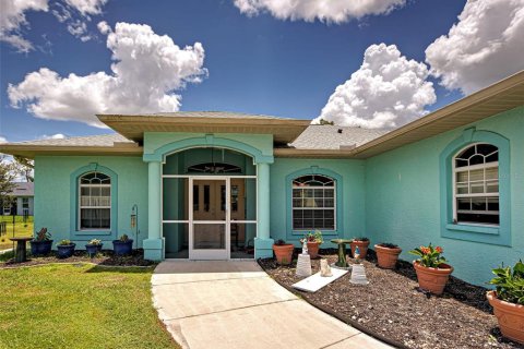 Villa ou maison à vendre à North Port, Floride: 3 chambres, 162.58 m2 № 1808875 - photo 2