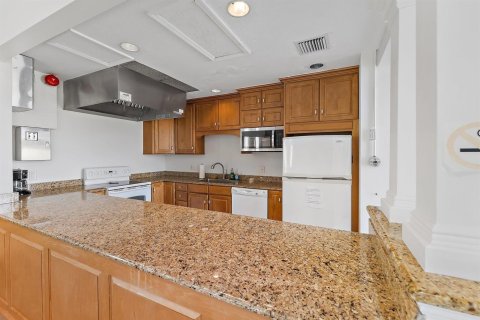 Condominio en venta en Jensen Beach, Florida, 2 dormitorios, 91.42 m2 № 2181616 - foto 26