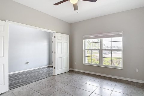 House in Wesley Chapel, Florida 5 bedrooms, 305.83 sq.m. № 1747243 - photo 16