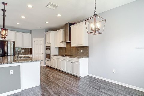 House in Wesley Chapel, Florida 5 bedrooms, 305.83 sq.m. № 1747243 - photo 26