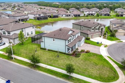 House in Wesley Chapel, Florida 5 bedrooms, 305.83 sq.m. № 1747243 - photo 6