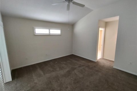 House in Ocala, Florida 2 bedrooms, 145.95 sq.m. № 1902574 - photo 18