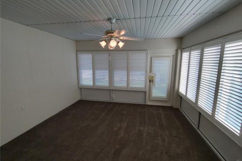 House in Ocala, Florida 2 bedrooms, 145.95 sq.m. № 1902574 - photo 25